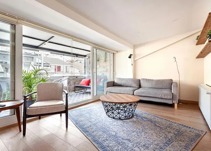 Prime Location With Terrace
